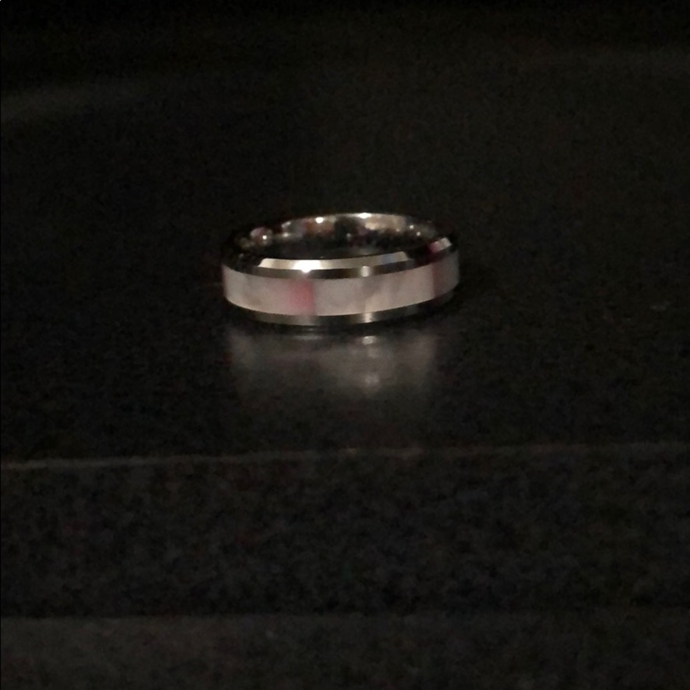 Tungsten carbide size 6